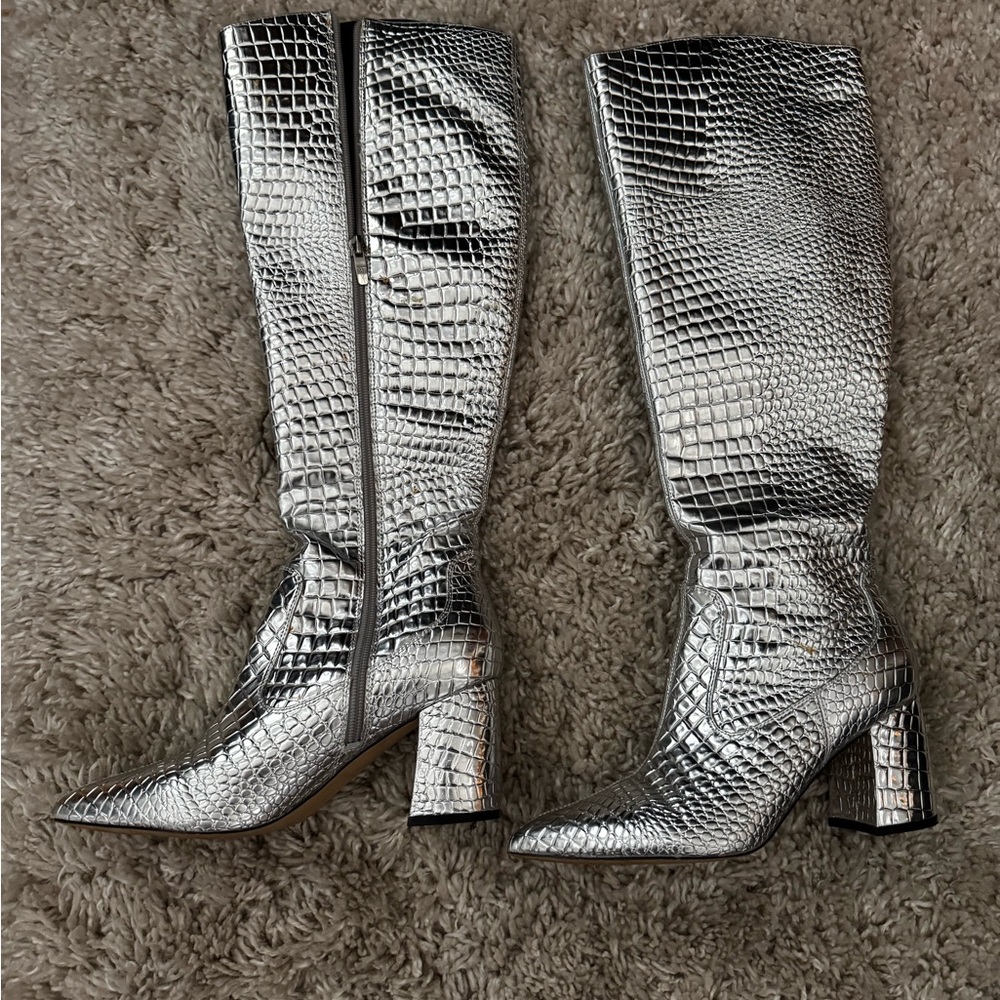 Silver Crocodile Pattern Knee-High Boots